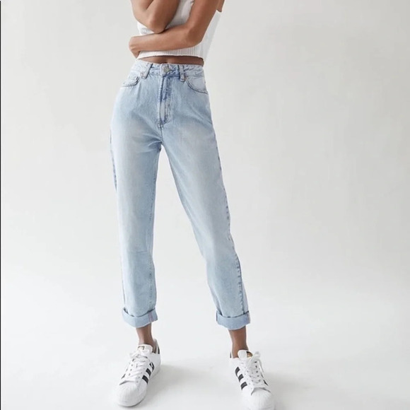 BDG Denim - BDG URBAN OUTFITTERS Mom Jean LIGHT ACID WASH